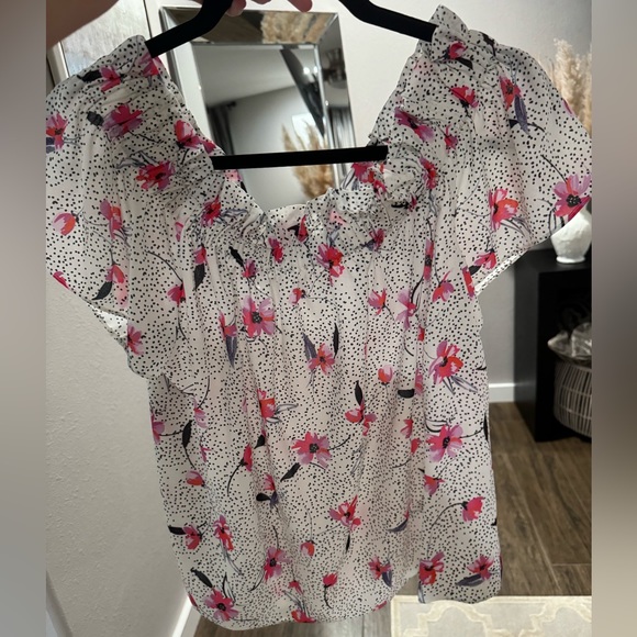 Off shoulder top - Picture 2 of 3